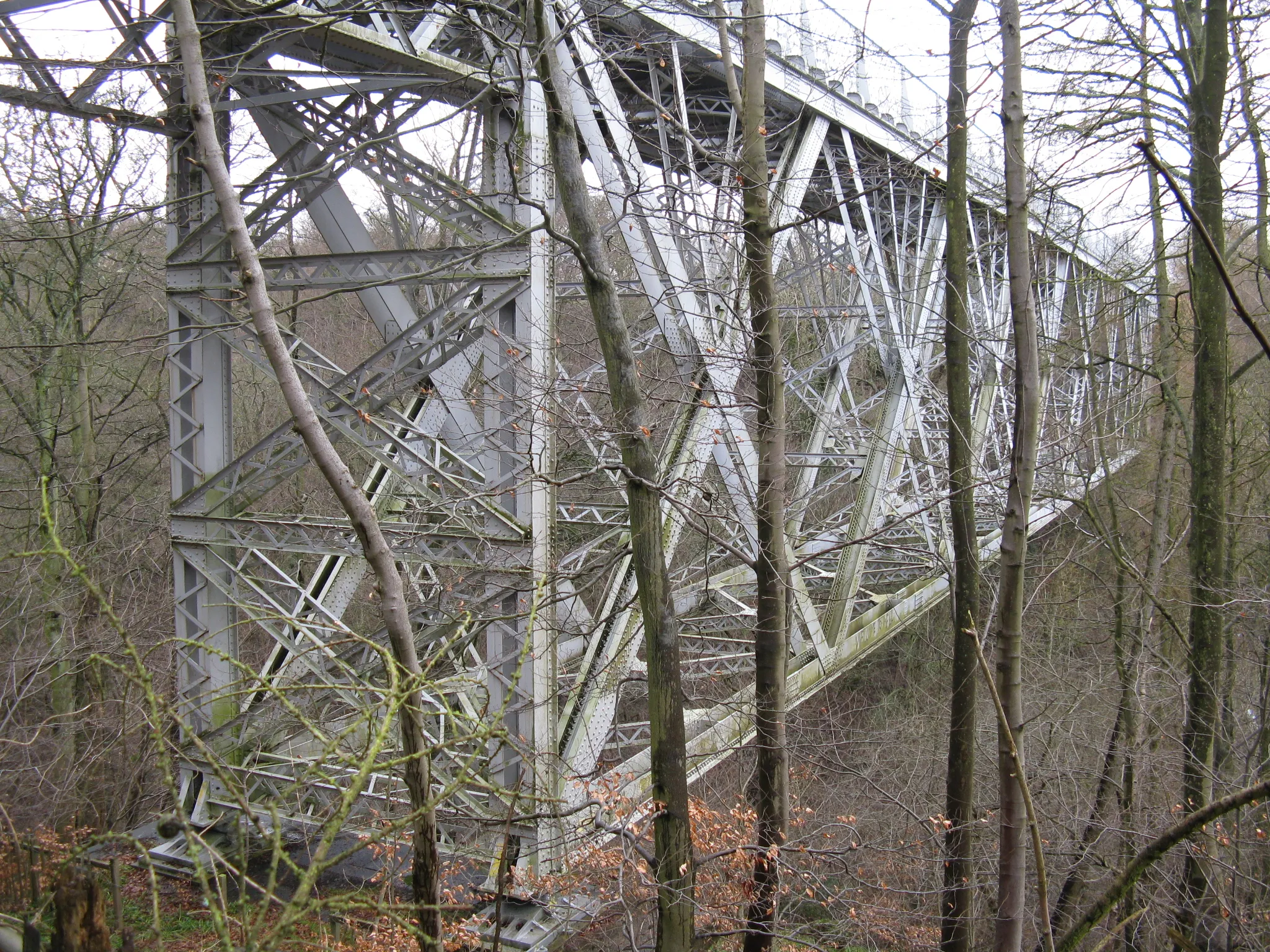 Photo showing: Bilston Glen Viaduct from the southeast