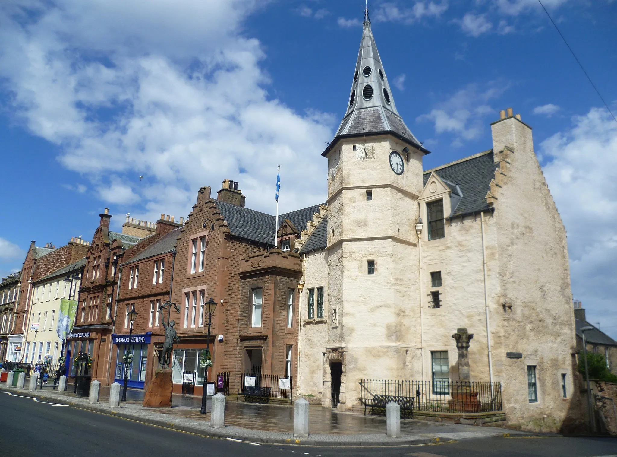 Photo showing: Tolbooth, Dunbar High Street