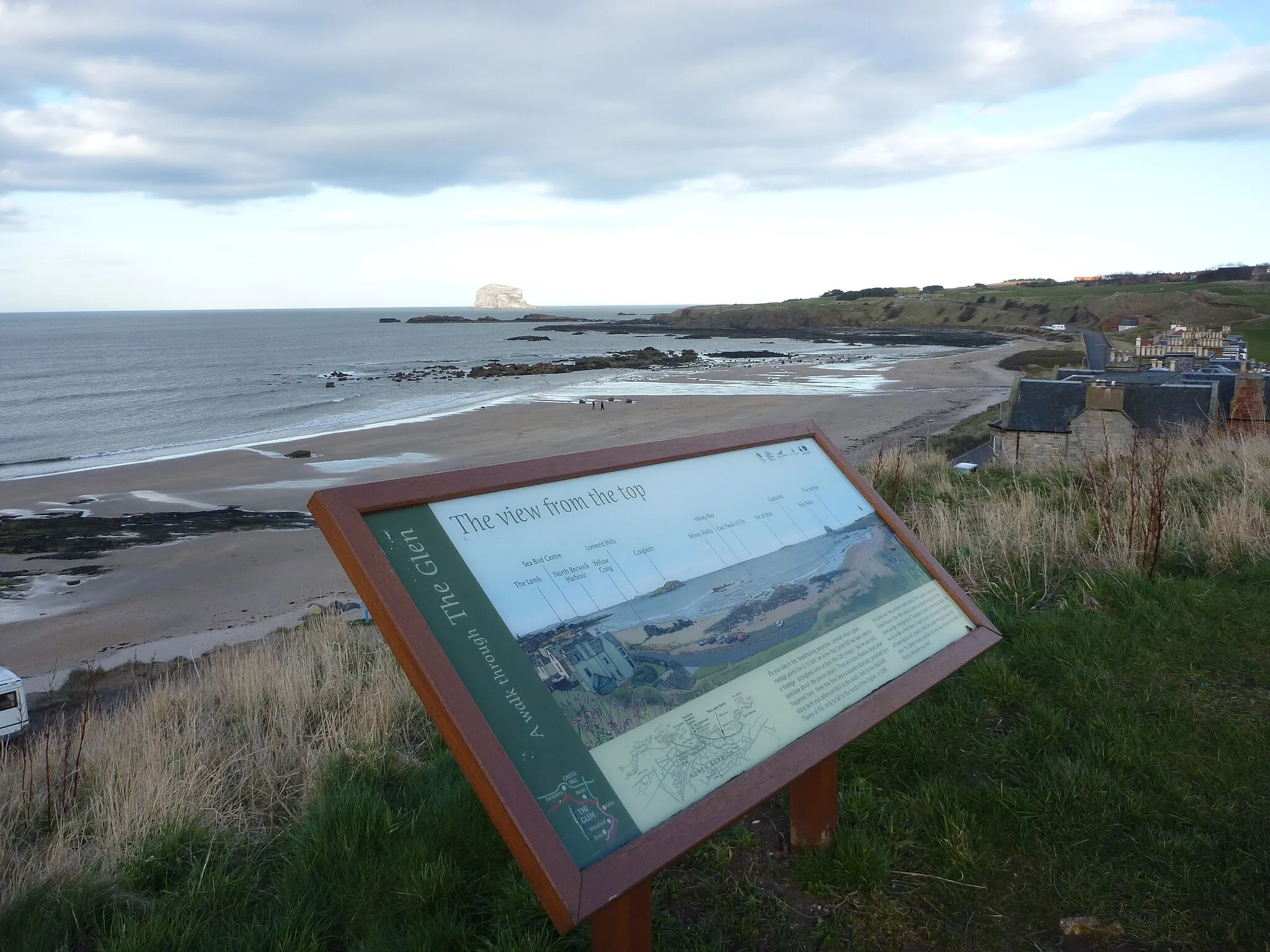 Photo showing: Coastal East Lothian : The Viewpoint on Castle Hill, North Berwick