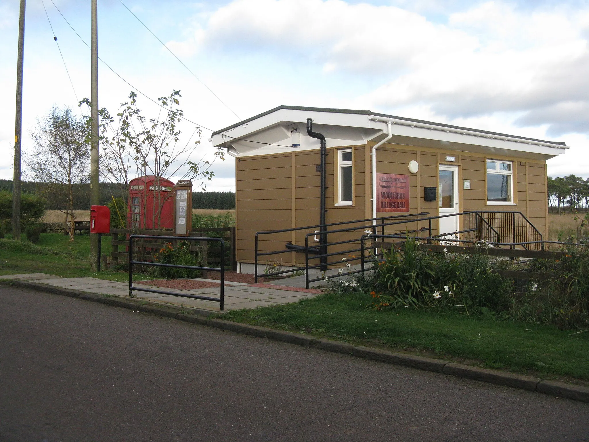 Photo showing: Woolfords Village Hall