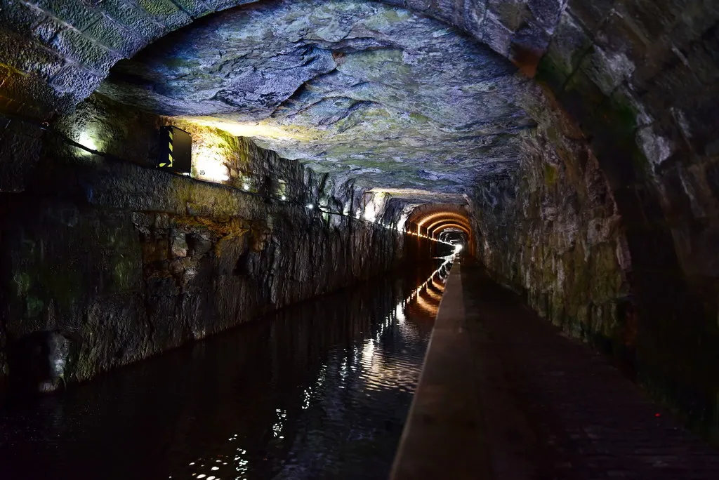 Photo showing: The Falkirk Tunnel on the Union Canal.