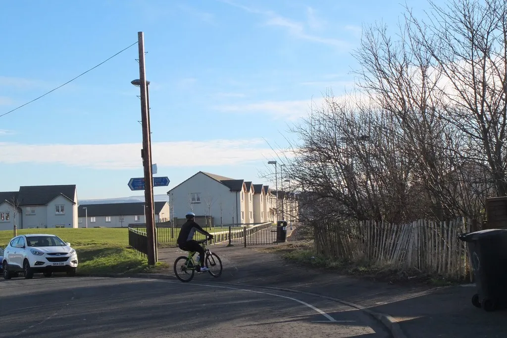 Photo showing: Cycleway, Bonnyrigg