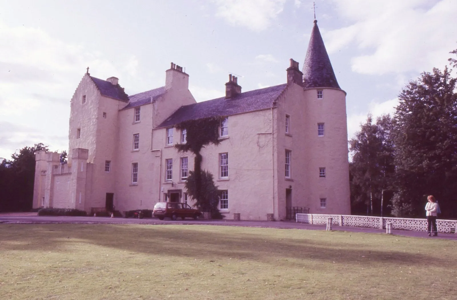 Photo showing: Fernie Castle Hotel