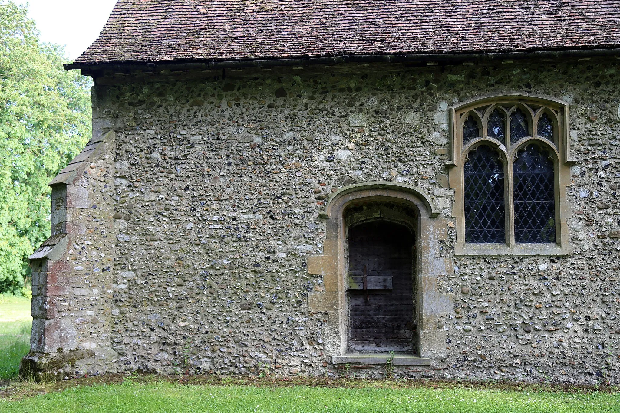 Photo showing: Church of St Andrew, Good Easter, Essex, - chancel from the north