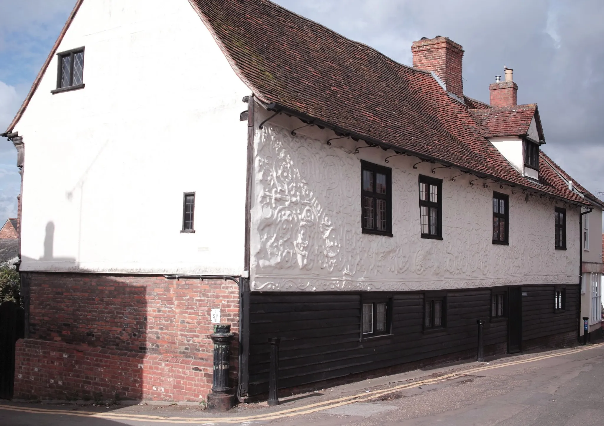 Photo showing: The old Garrison House in East Street, Wivenhoe. Built around 1675.