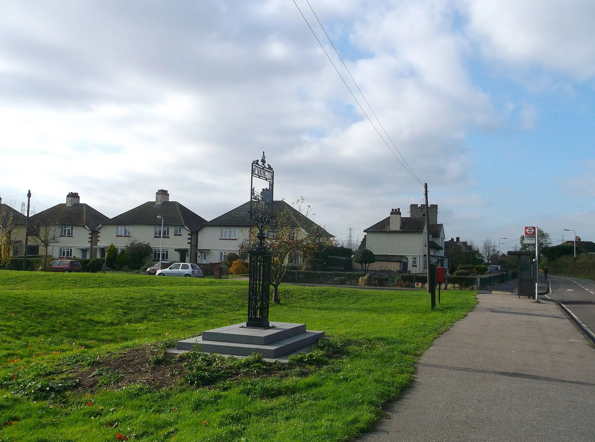 Photo showing: Wennington Village Green