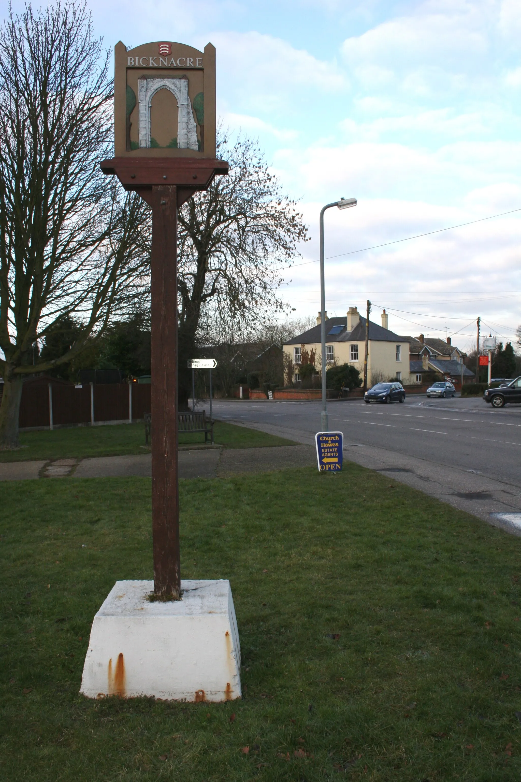 Photo showing: Bicknacre Village Sign on the green opposite The White Swan