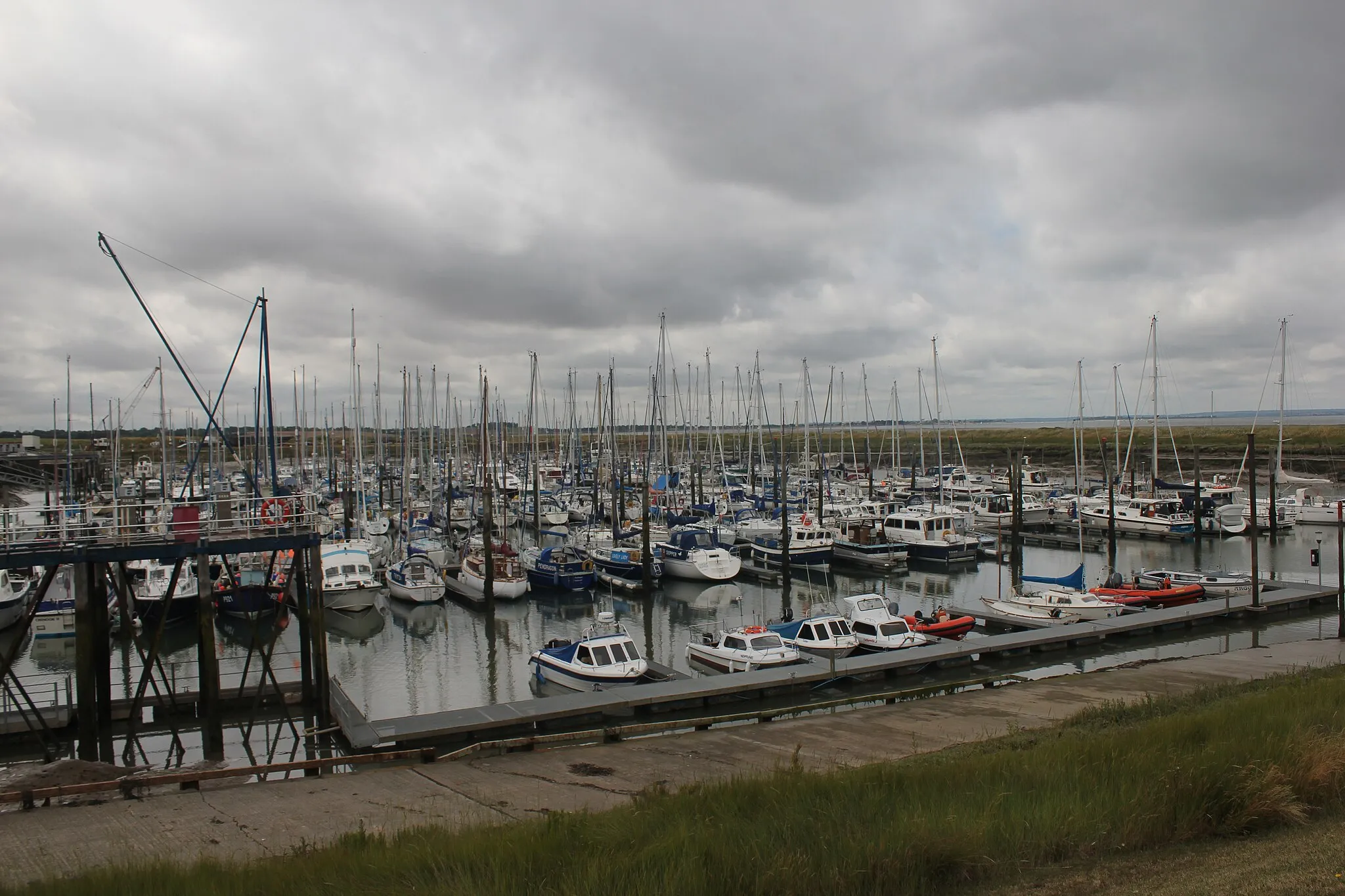 Photo showing: Bradwell Marina