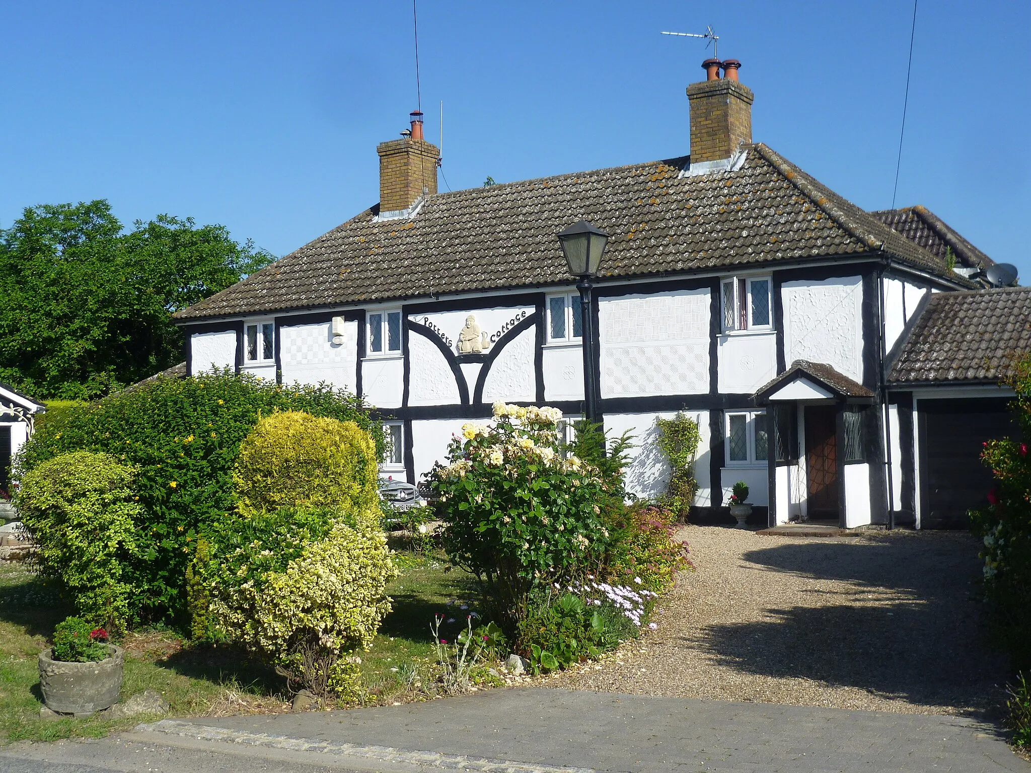 Photo showing: Potters Cottage
