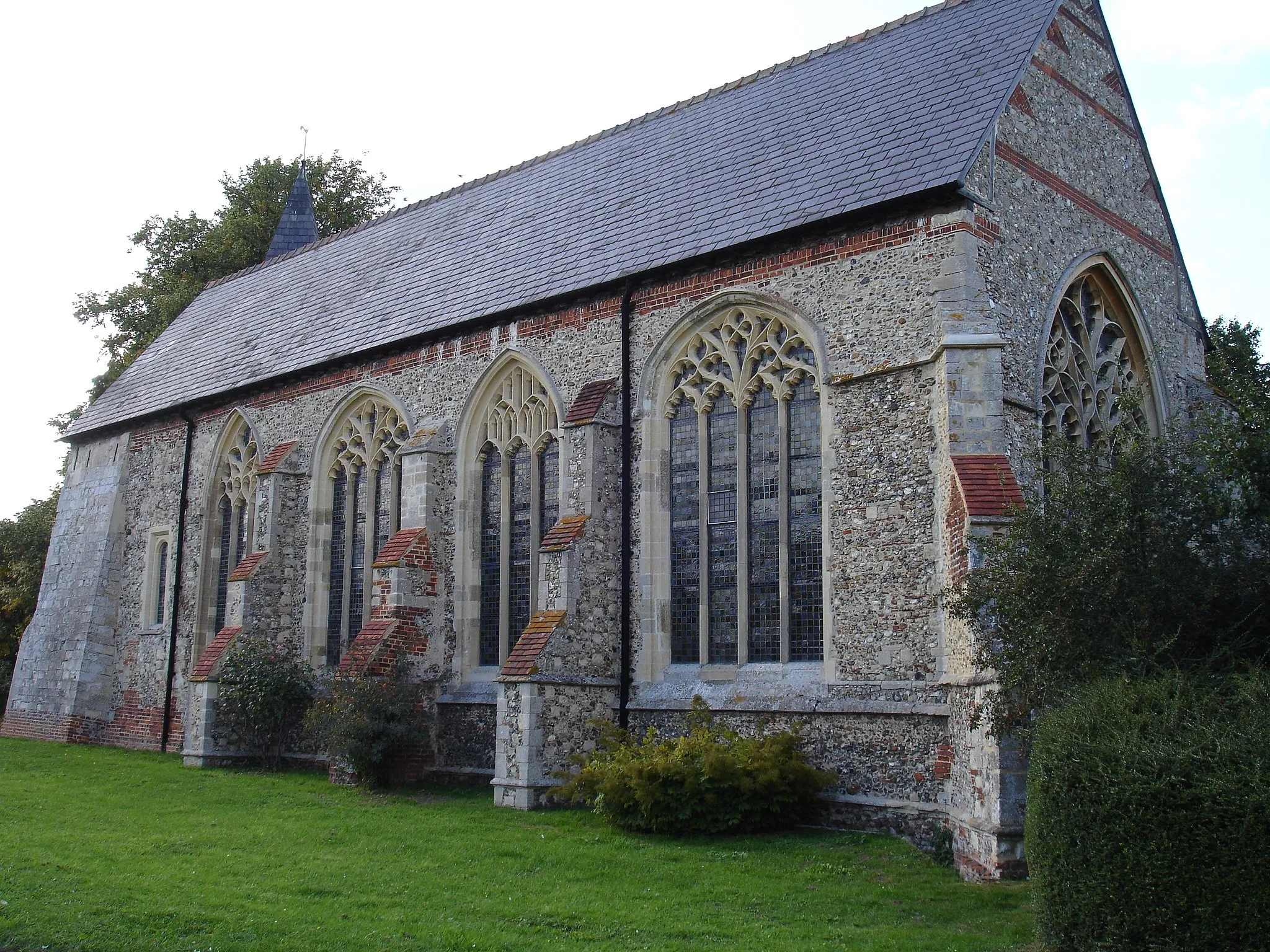 Photo showing: Photograph of the Parish Church of St Mary the Virgin, Little Dunmow, Essex, probably the lady chapel of the priory church