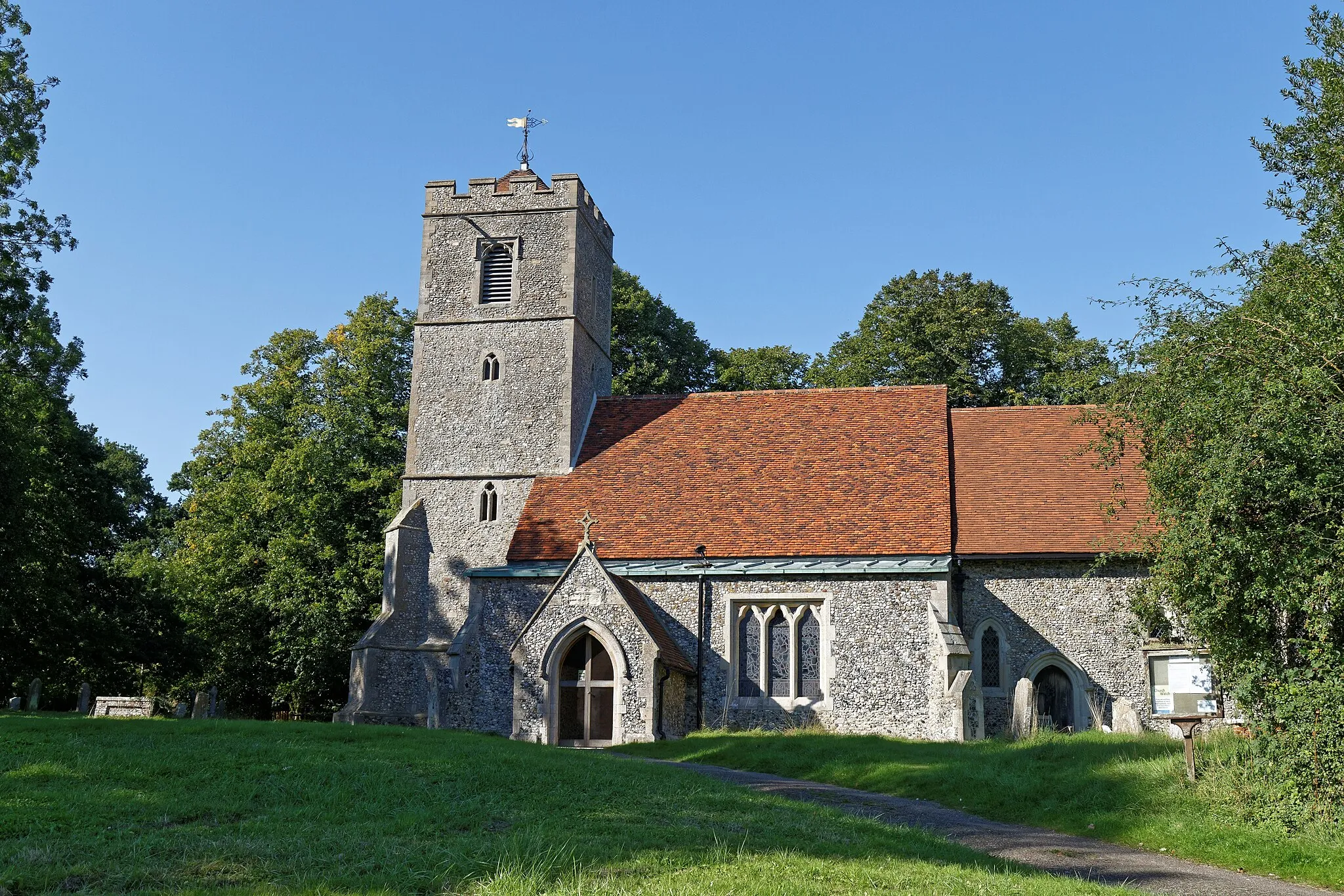Photo showing: All Saints' parish church, Rickling, Essex, England, seen from the south. Software: RAW file lens-corrected, optimized and converted to JPEG with DxO OpticsPro 10 Elite, and likely further optimized and/or cropped and/or spun with Adobe Photoshop CS2.