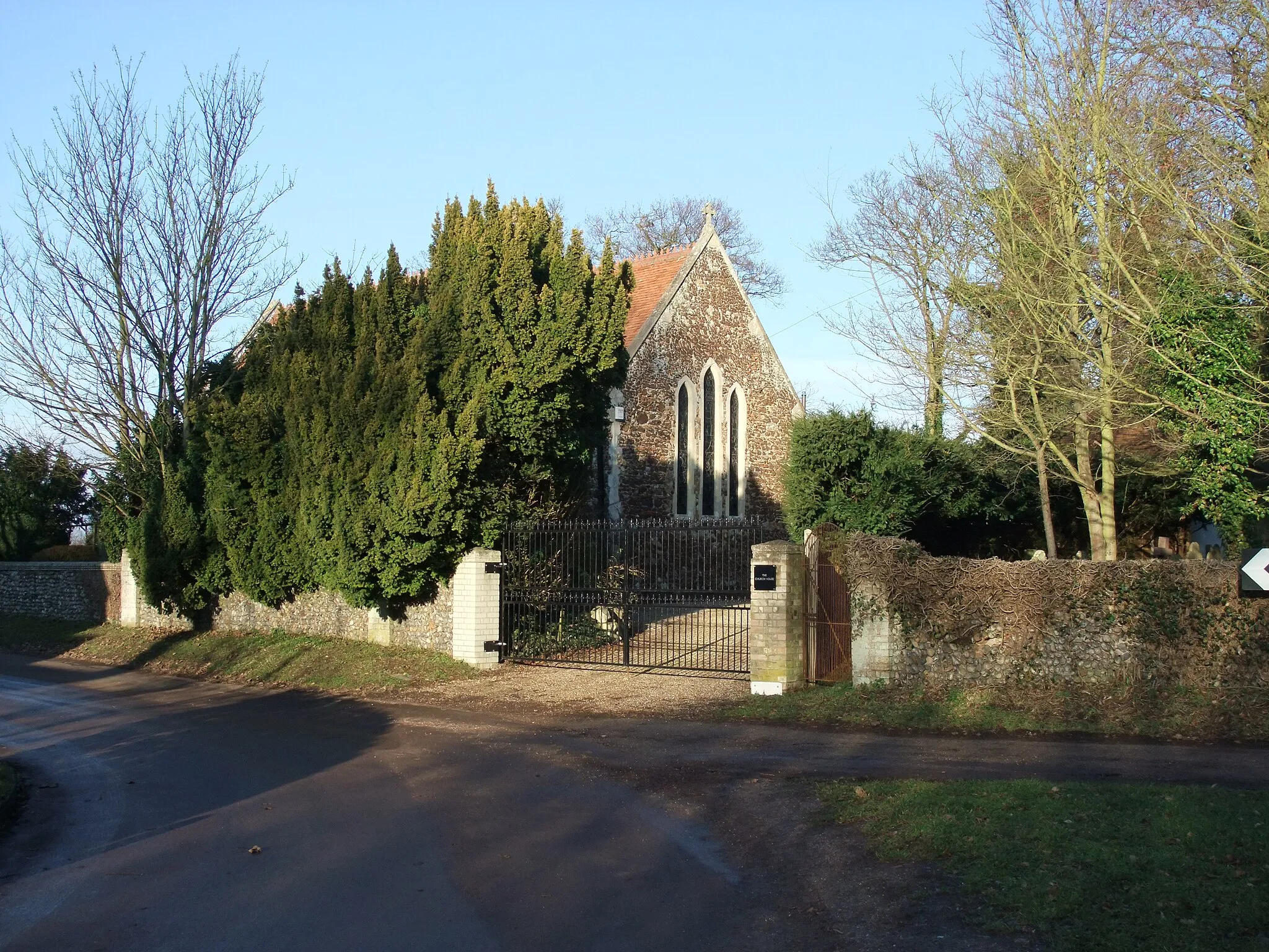 Photo showing: Church House, Frating