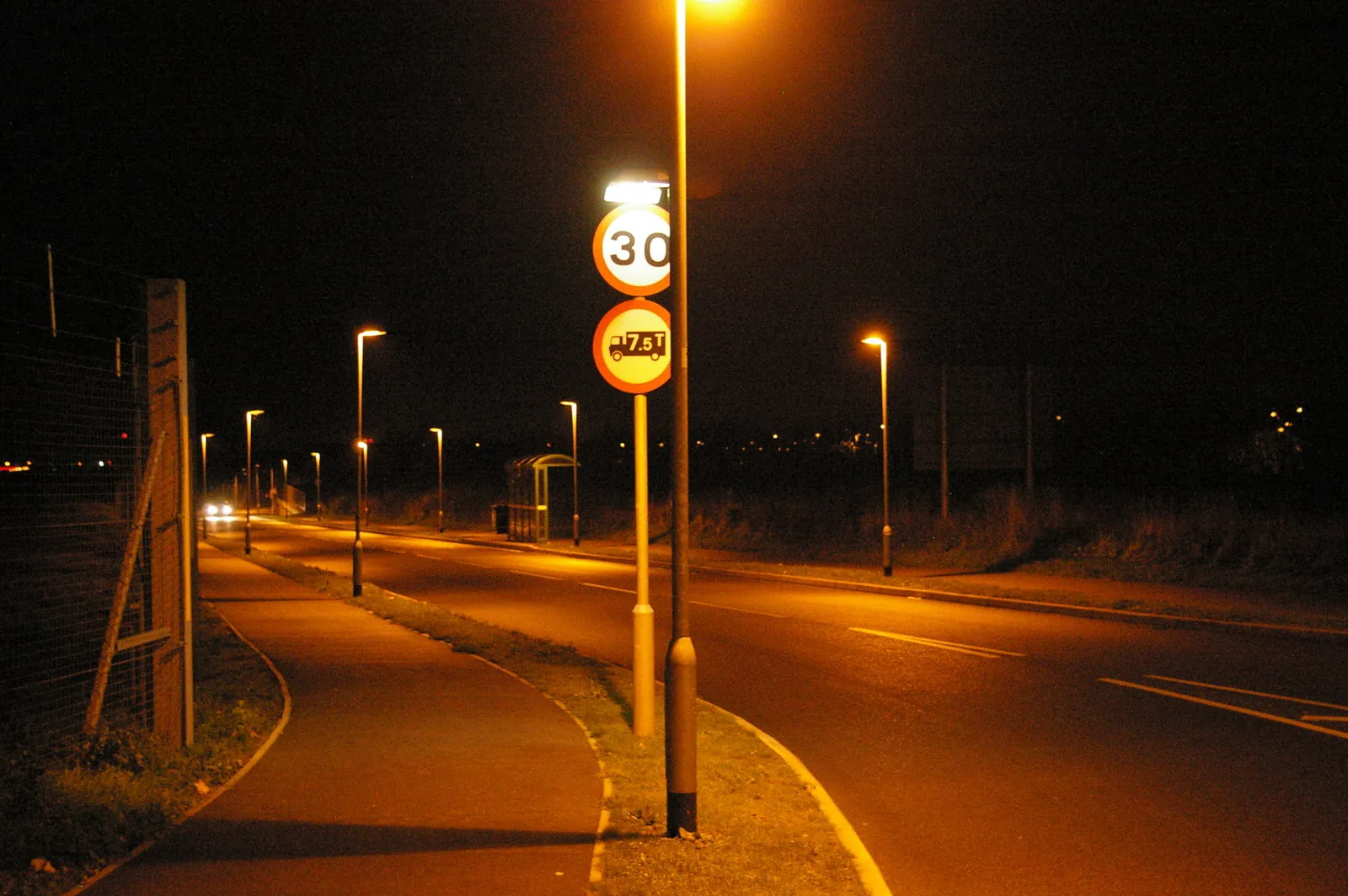 Photo showing: Airport fringe, Southend-on-Sea