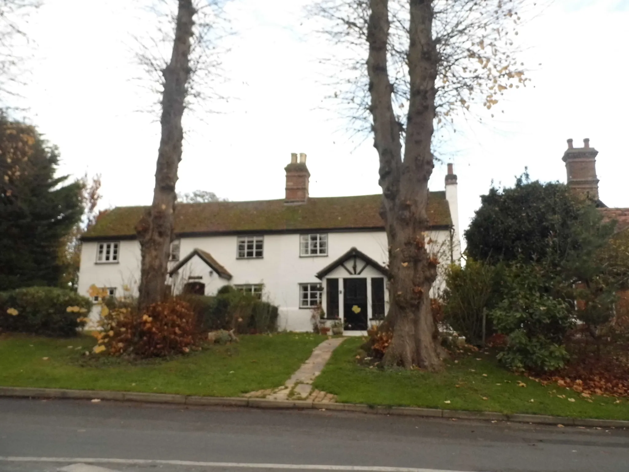 Photo showing: Cottages in Abbess Roding