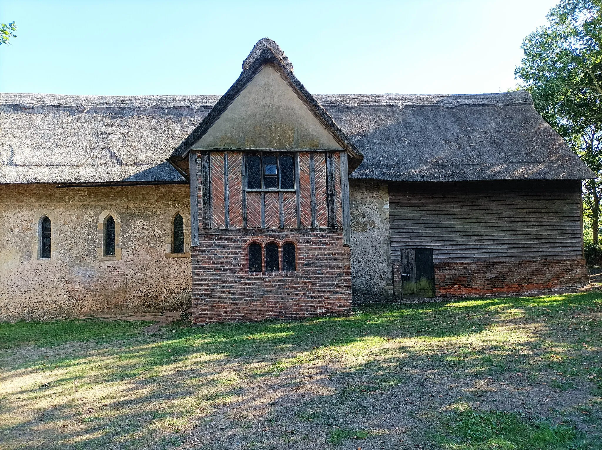 Photo showing: St Stephen's Chapel in the village of Bures, Suffolk