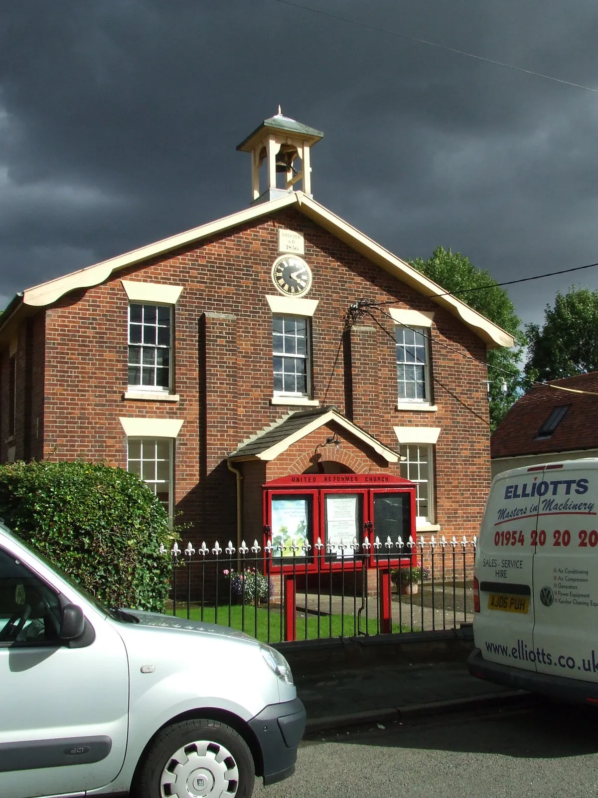 Photo showing: United Reformed Church