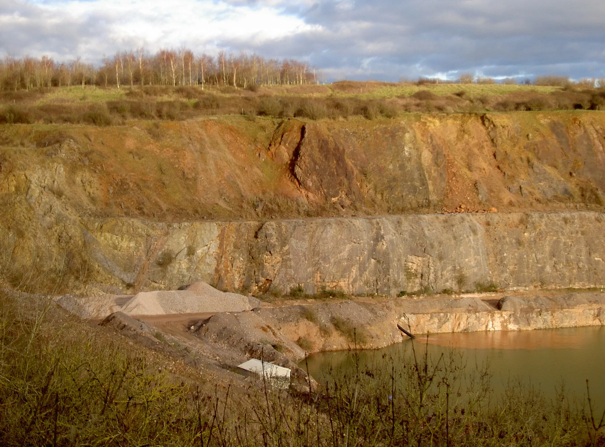 Photo showing: From Ravens Rock to revealed rock