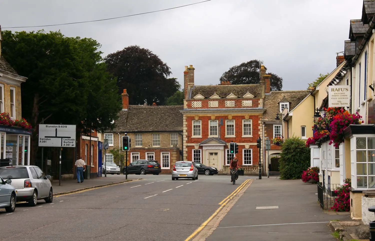 Photo showing: High Street in Highworth