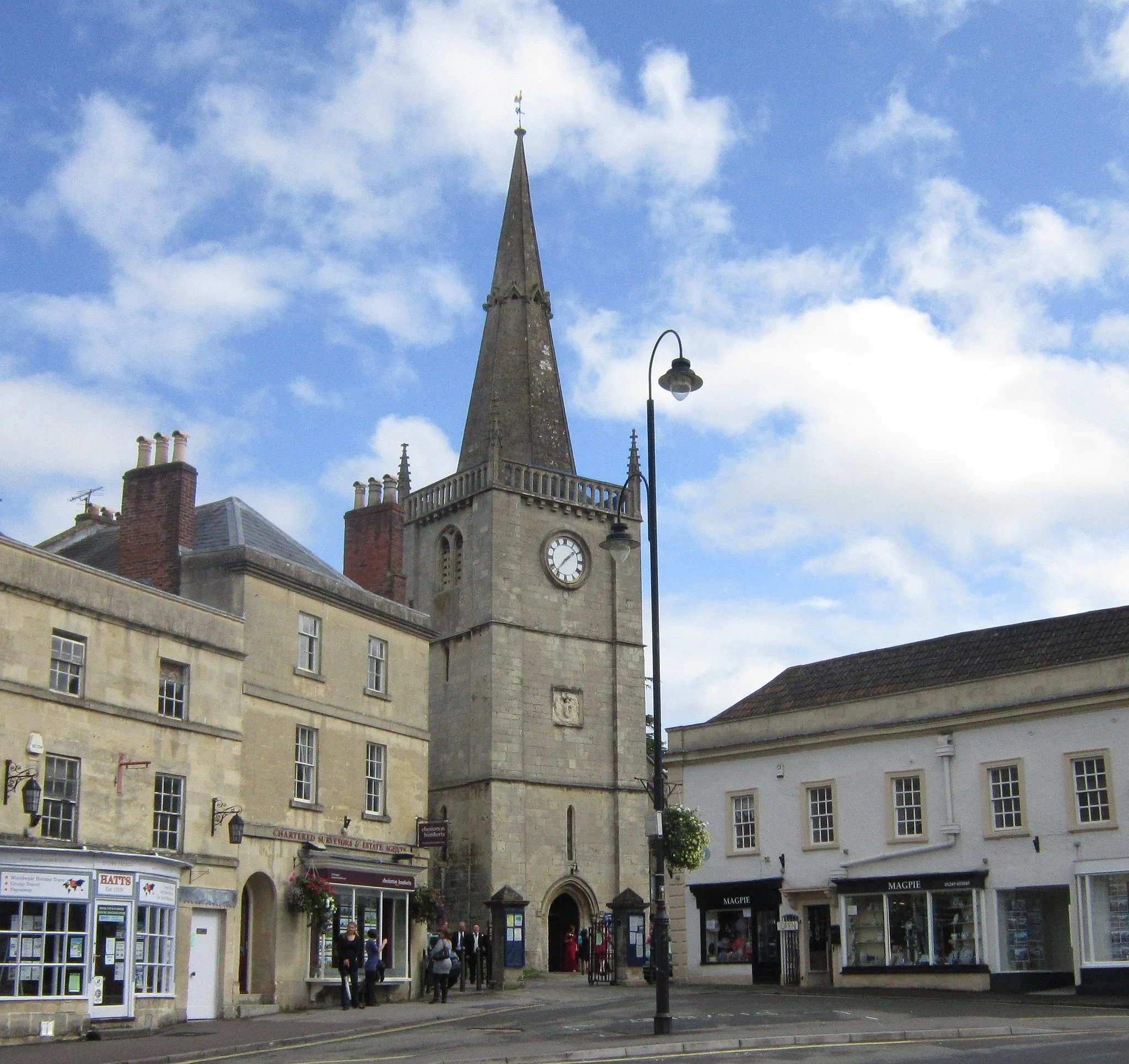 Photo showing: St Andrew's Chippenham