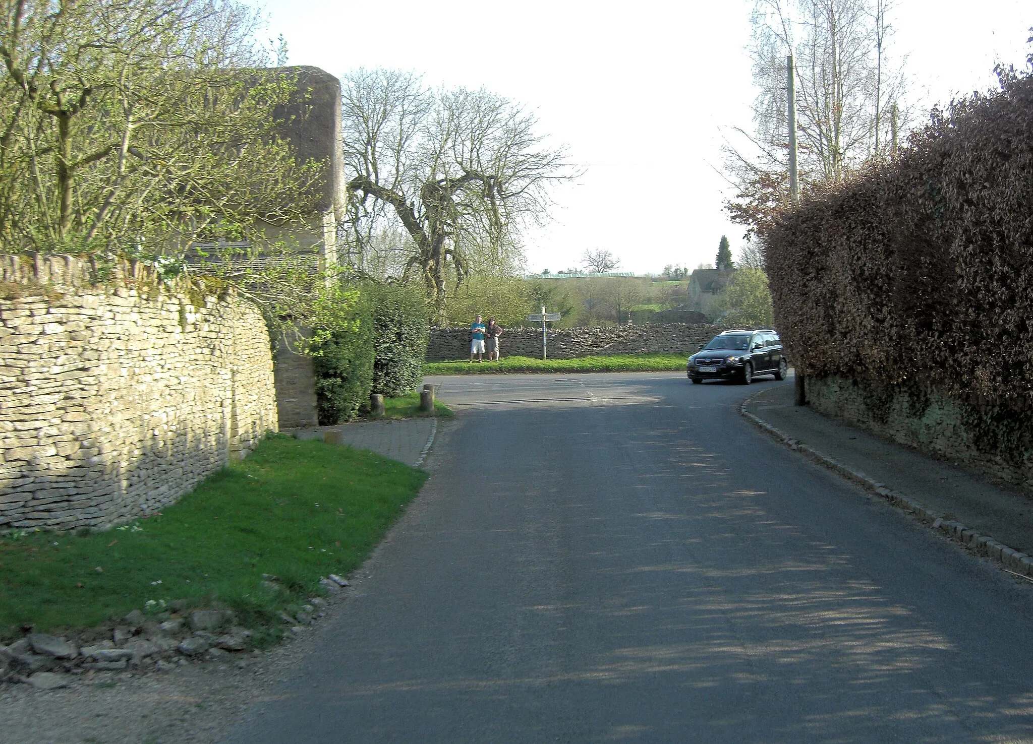 Photo showing: 'T' junction in the centre of Ewen