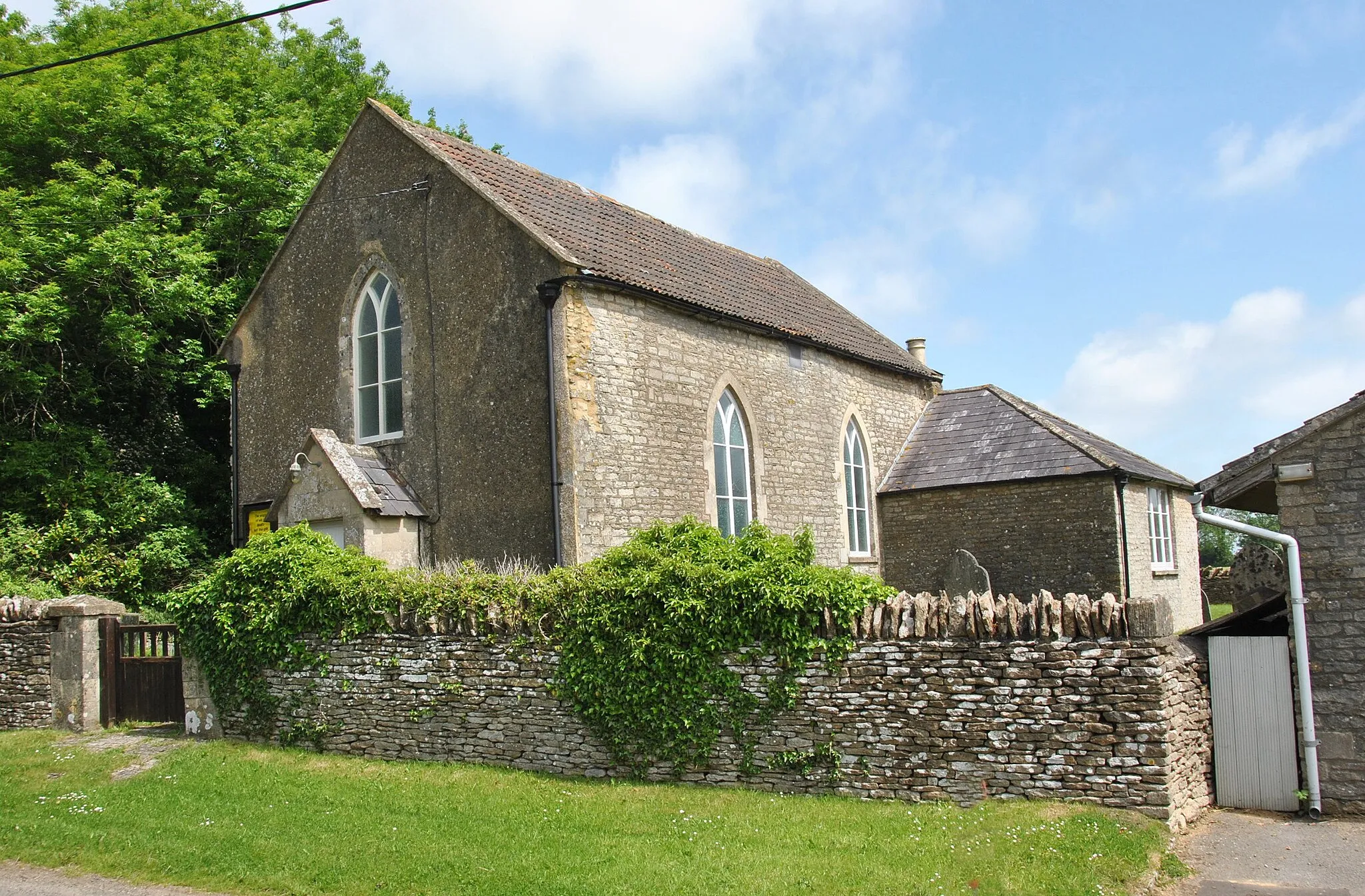 Photo showing: Baptist Chapel, Nettleton, Wiltshire 2016