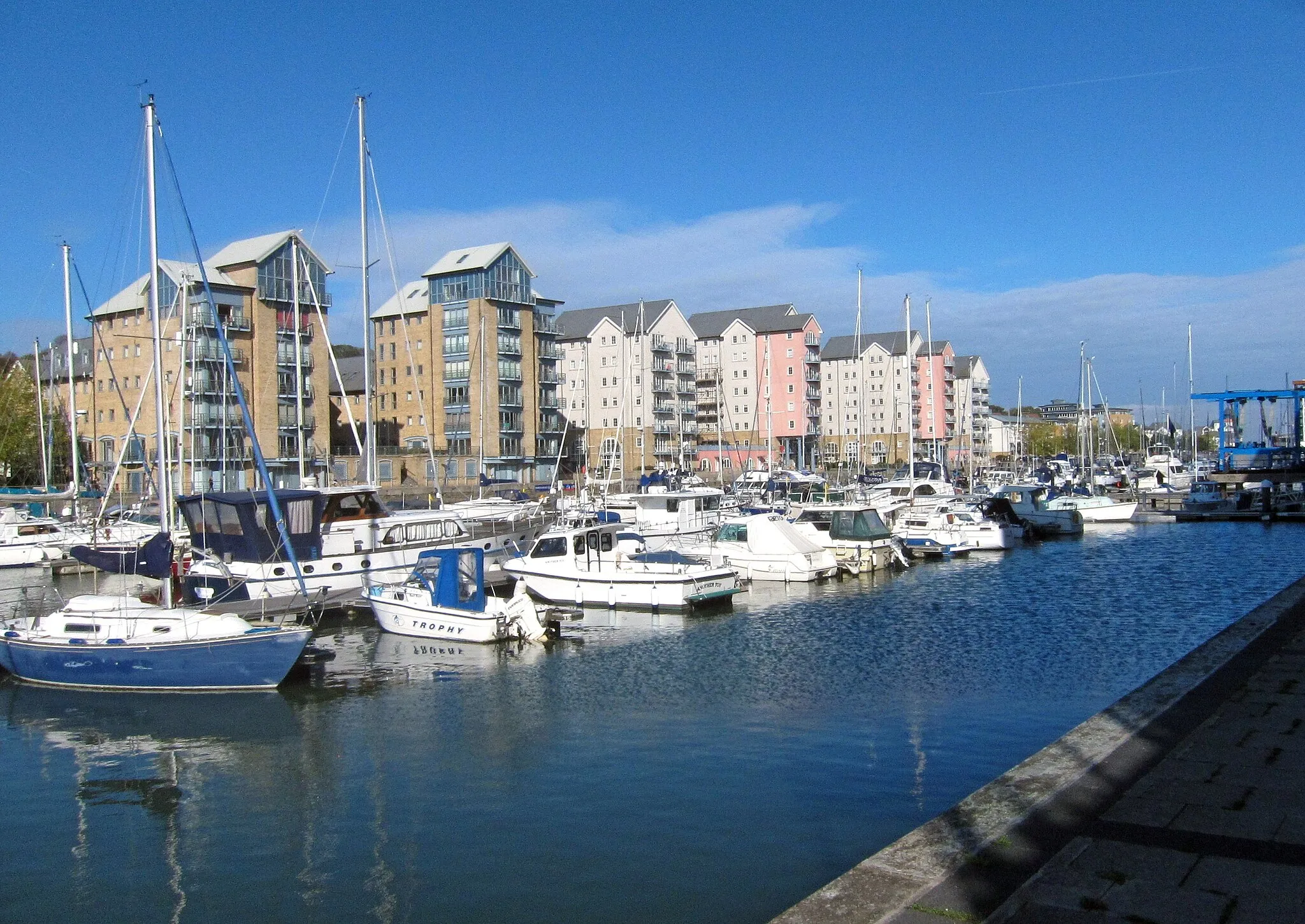 Photo showing: Portishead Marina, Portishead, near Bristol, Somerset, England.