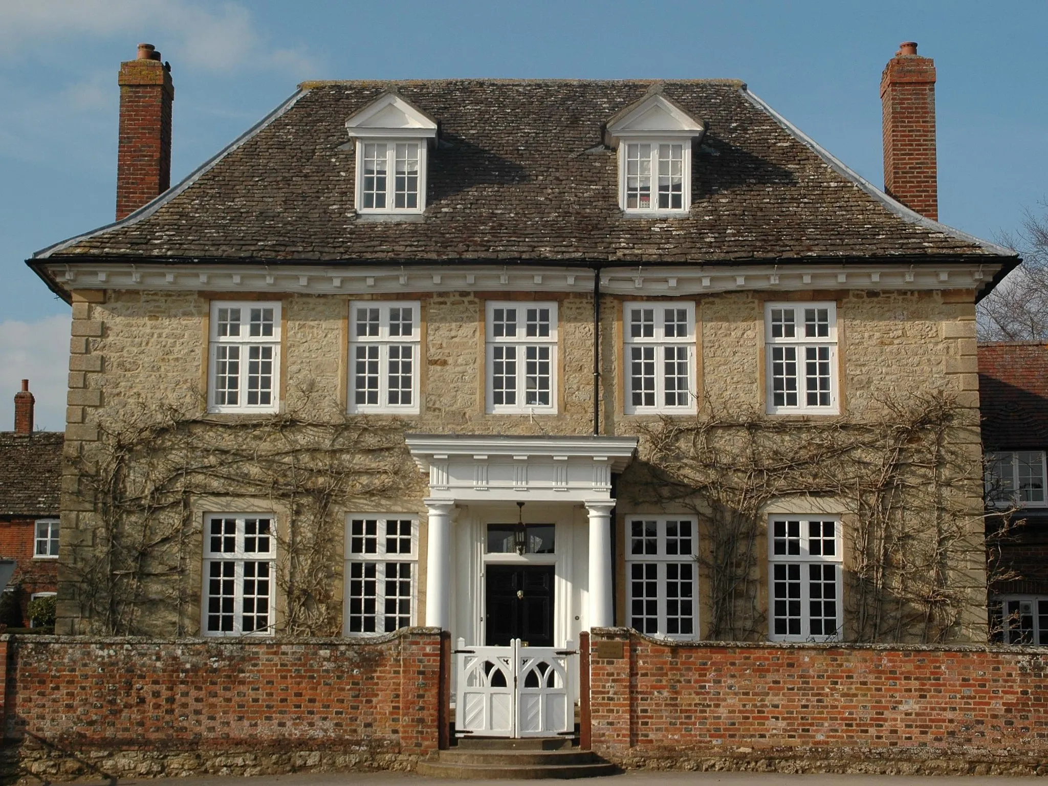 Photo showing: Elm Tree House, Shrivenham, Vale of White Horse, England