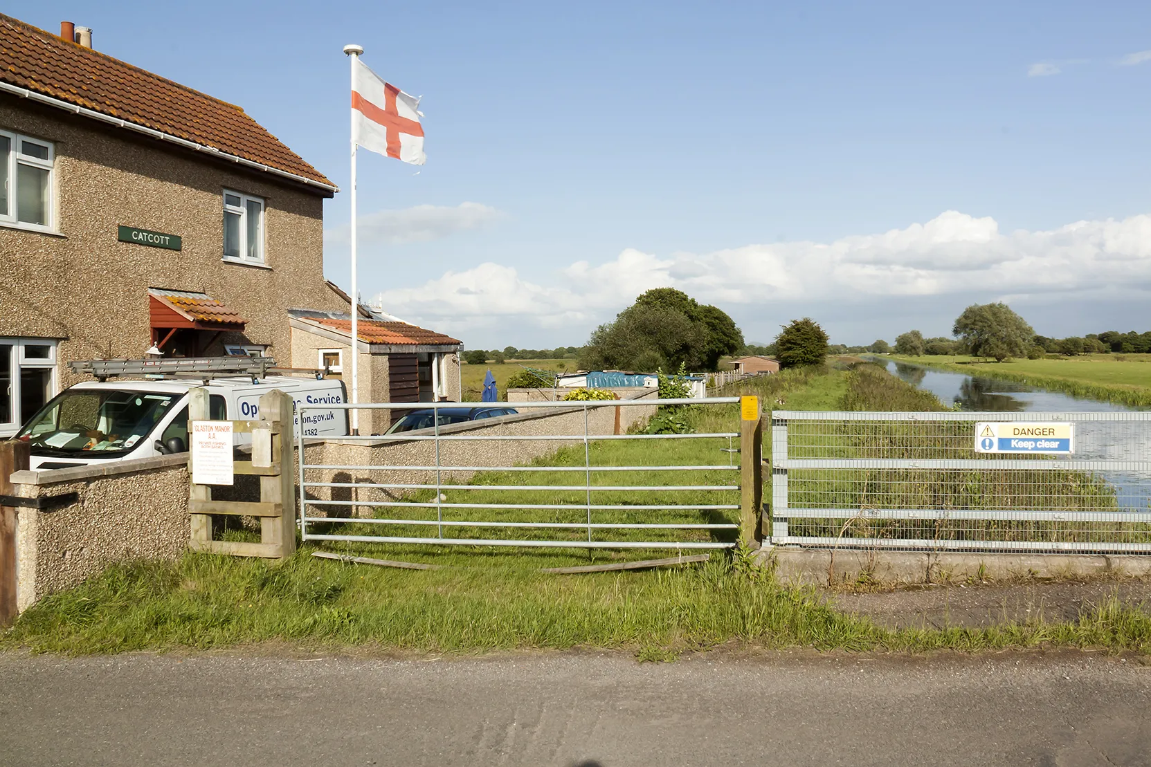 Photo showing: Catcott Crossing