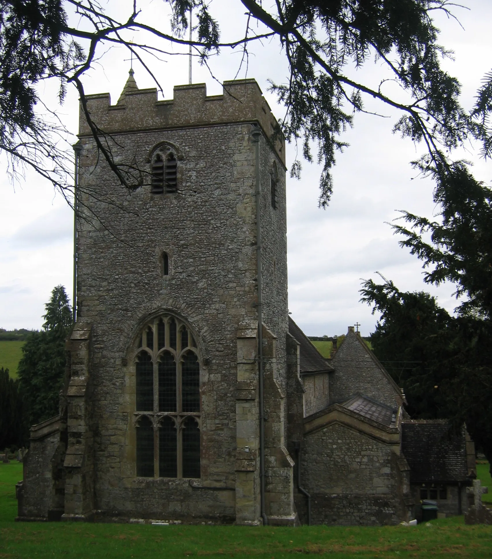 Photo showing: St Peter & St Paul church in Longbridge Deverill, Wiltshire