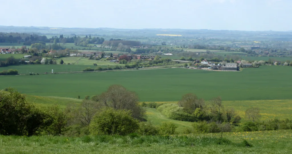 Photo showing: 2010 : Halfway Farm and Upton Scudamore