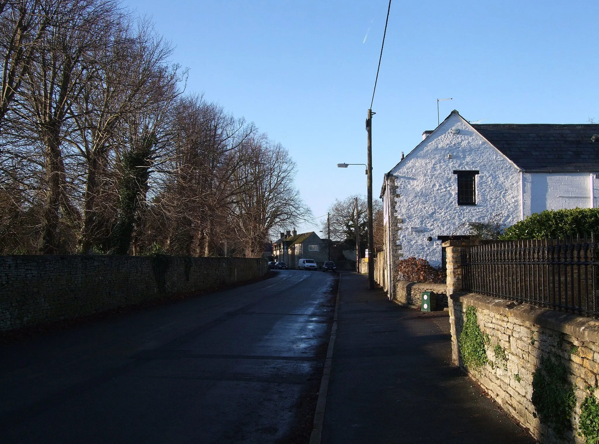 Photo showing: The Street, Kempsford