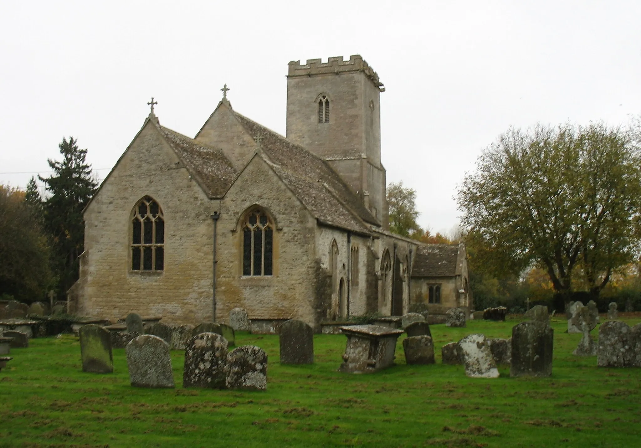 Photo showing: Holy Cross church, Ashton Keynes
