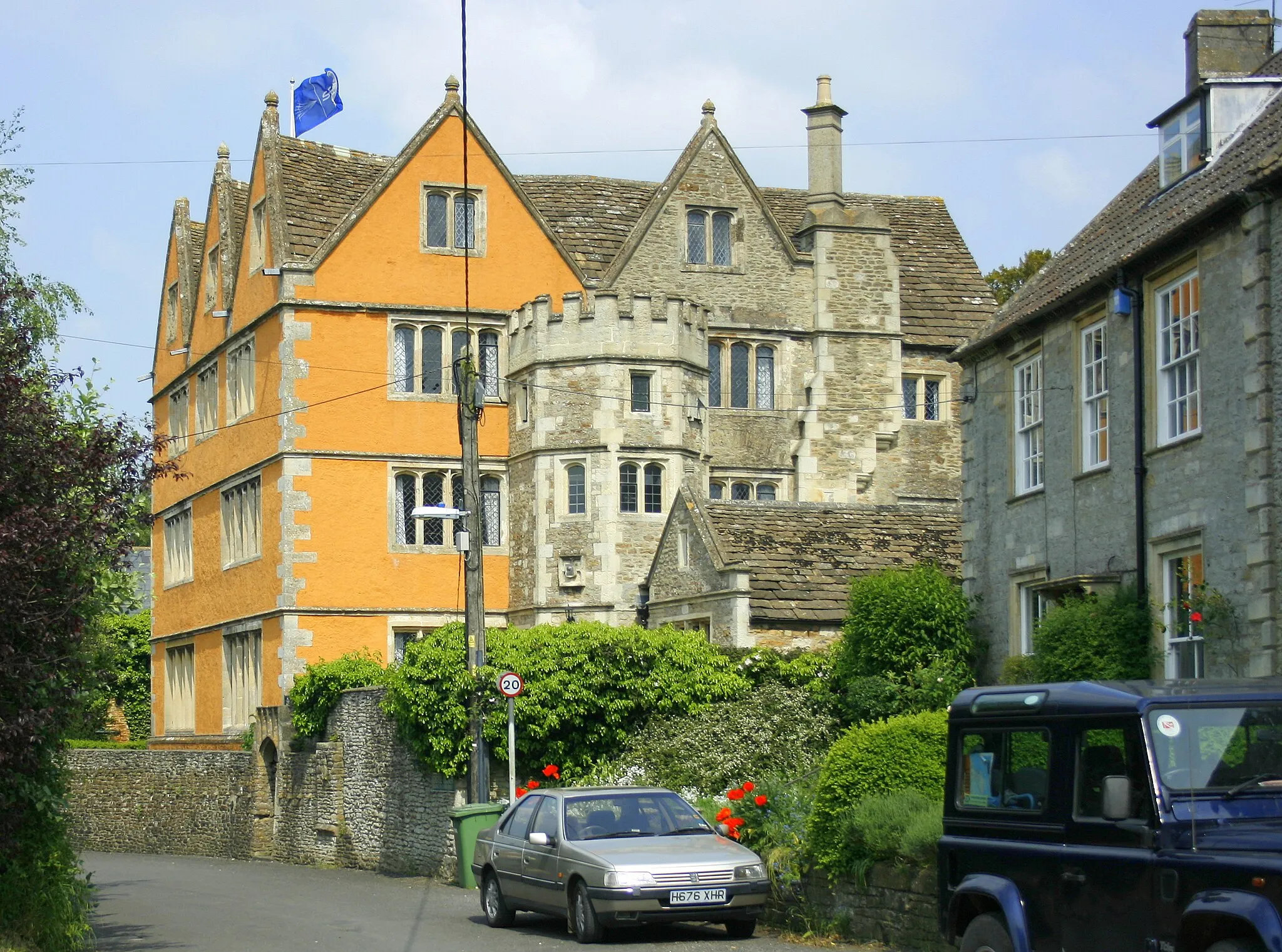 Photo showing: Beckington Castle Has now been painted up gaudy and taken over as business premises.