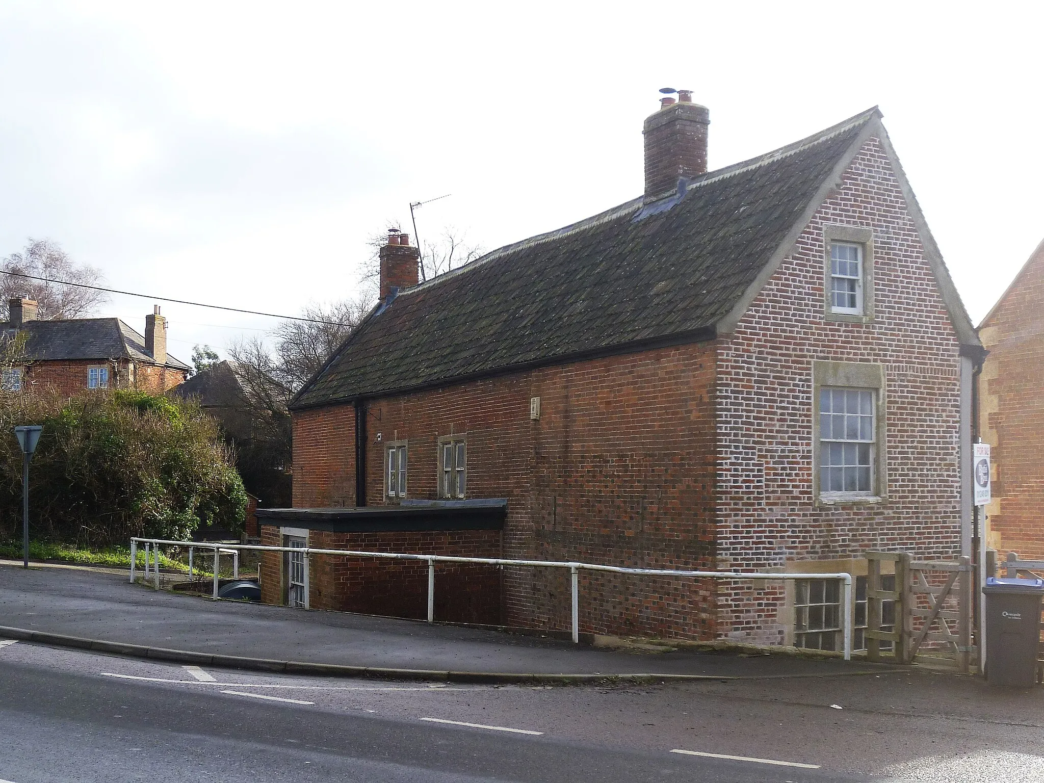 Photo showing: Seend buildings [8]