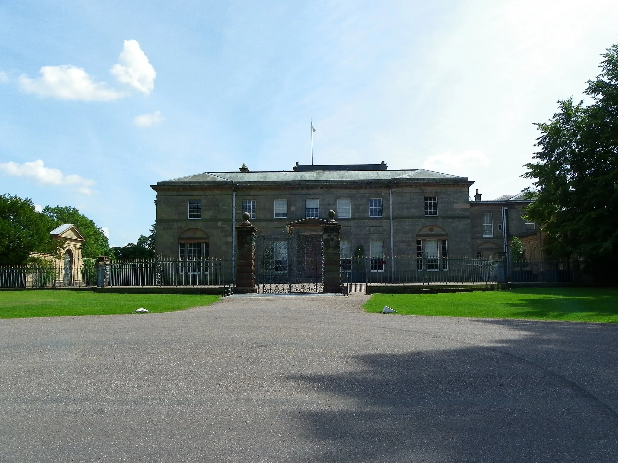 Photo showing: Tatton Hall.