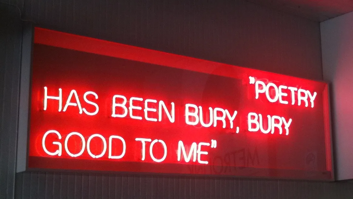 Photo showing: Ron Silliman's neon sculpture "From Northern Soul (Bury Neon)", located at Bury Interchange, Bury, Greater Manchester