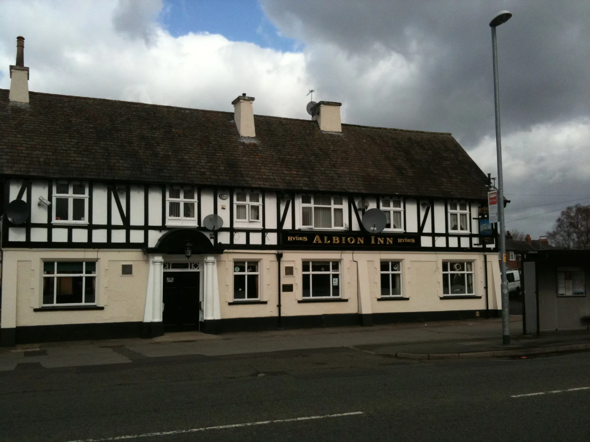 Photo showing: Albion Inn, Burnage