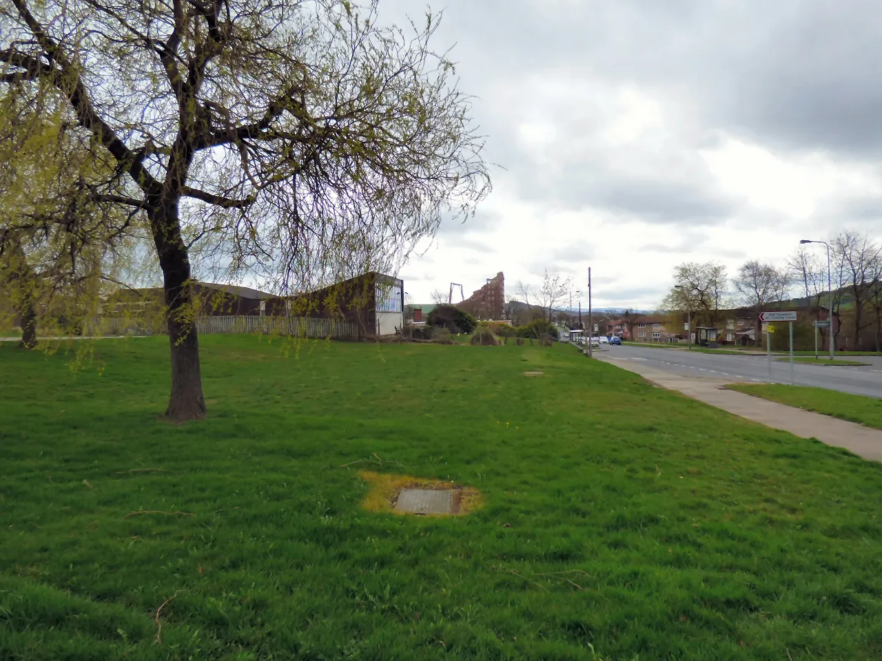 Photo showing: Hattersley Road East