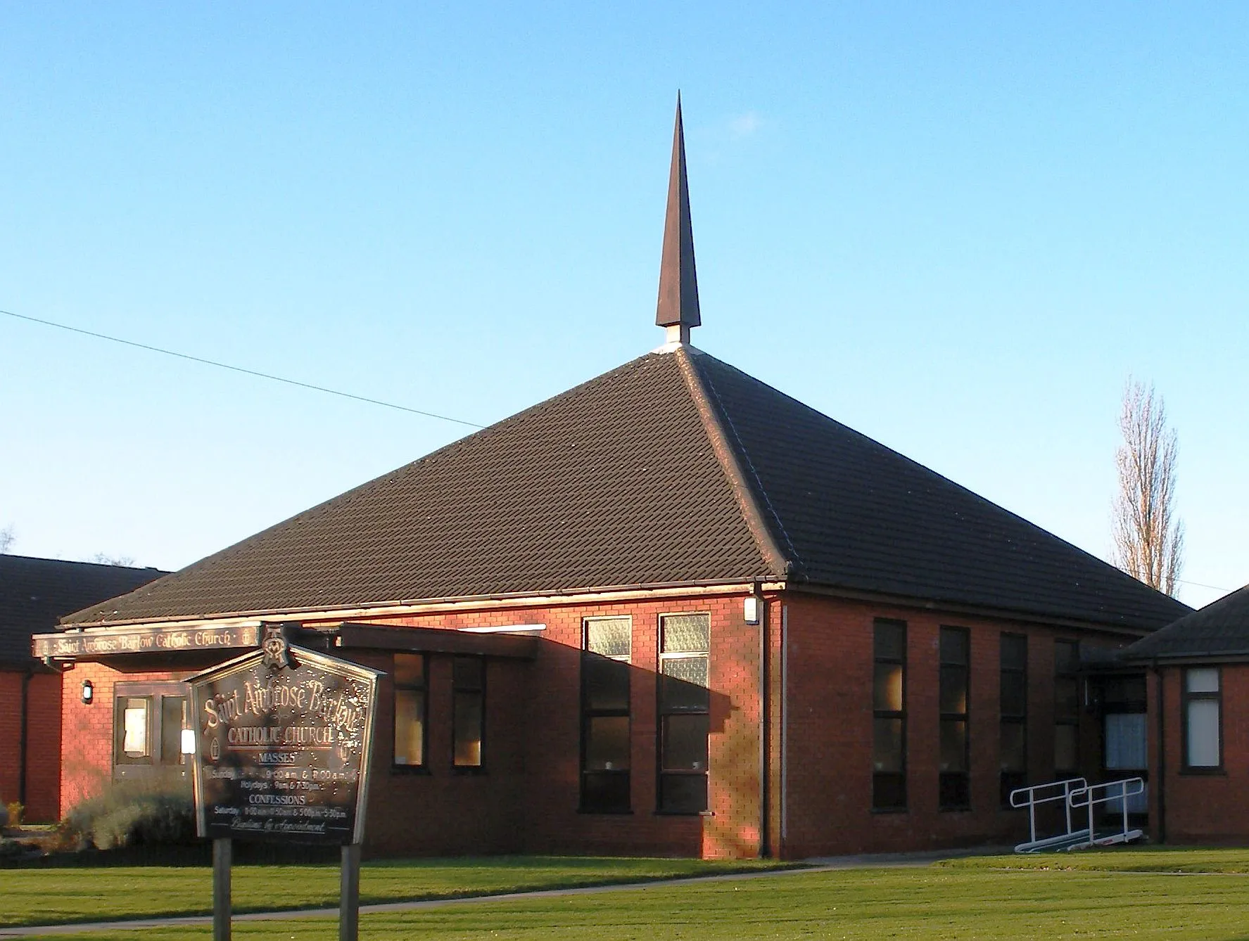 Photo showing: St Ambrose Barlow Roman Catholic Church, Astley, Greater Manchester, England