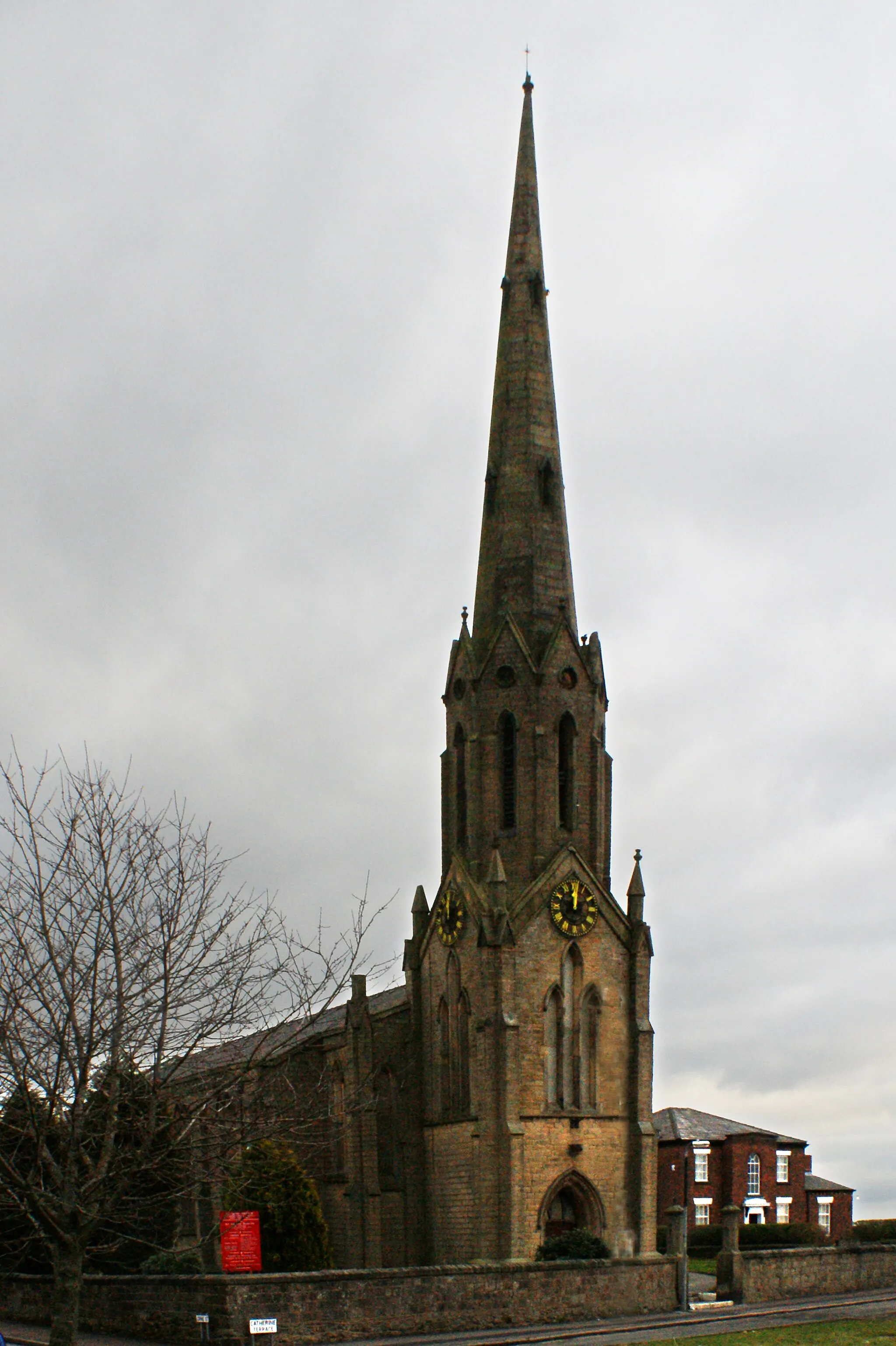 Photo showing: St Catherine's Church, Scholes