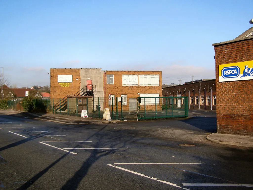 Photo showing: Bradley Fold Trading Estate