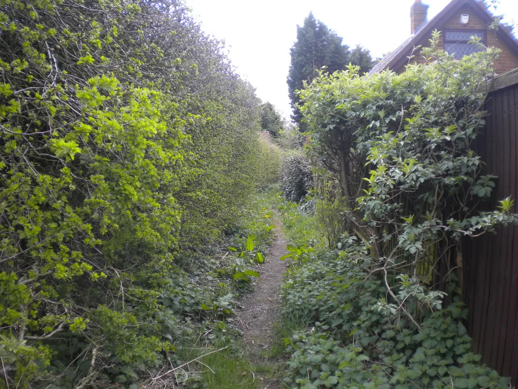 Photo showing: Public footpath off Simister Lane, Simister