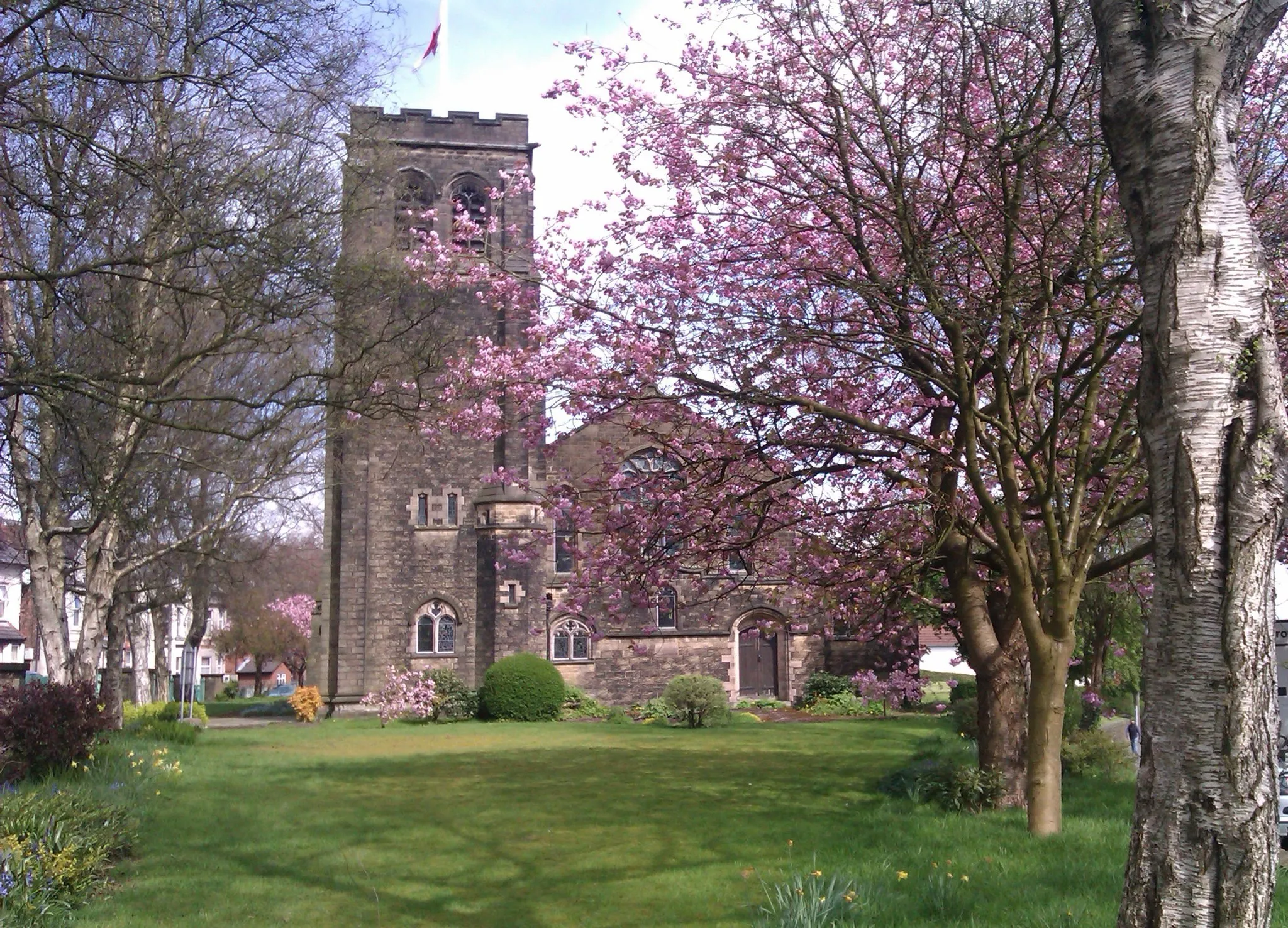 Photo showing: Parish church of St Matthew with St Mary, Cleveland Rd Crumpsall