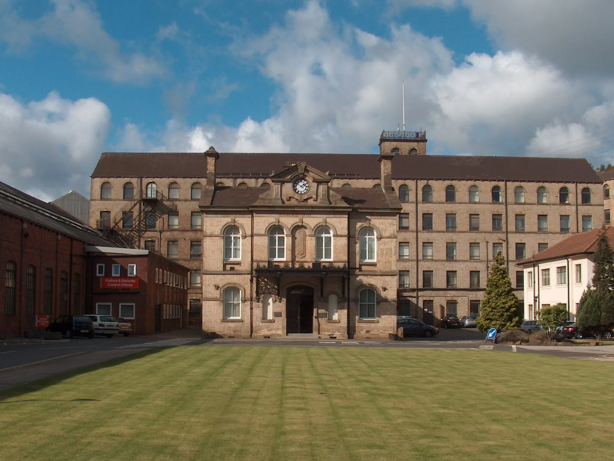 Photo showing: Samuel Fox buildings at Stocksbridge Steelworks