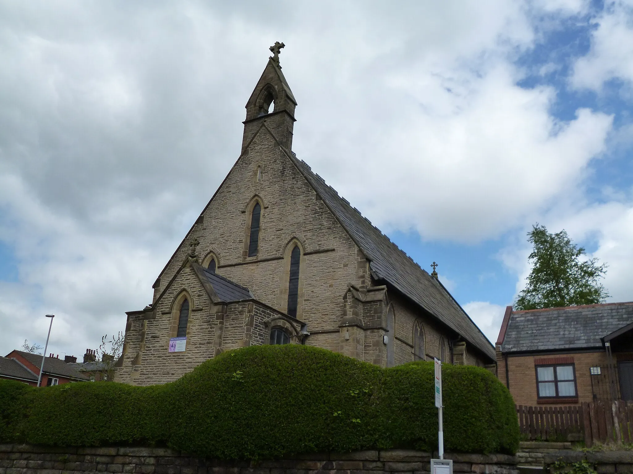 Photo showing: Holy Trinity church, Coldhurst