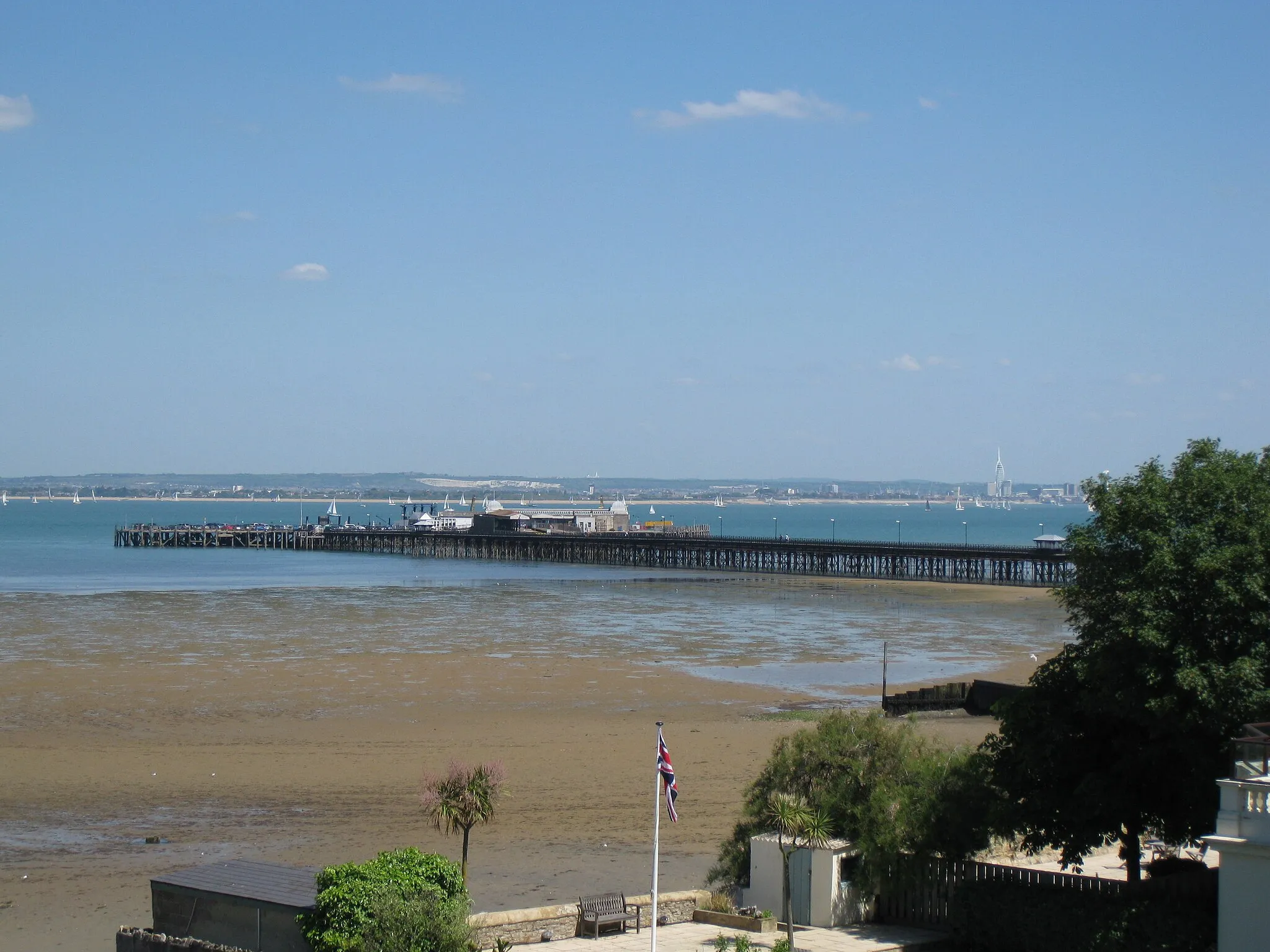 Photo showing: Ryde Pier