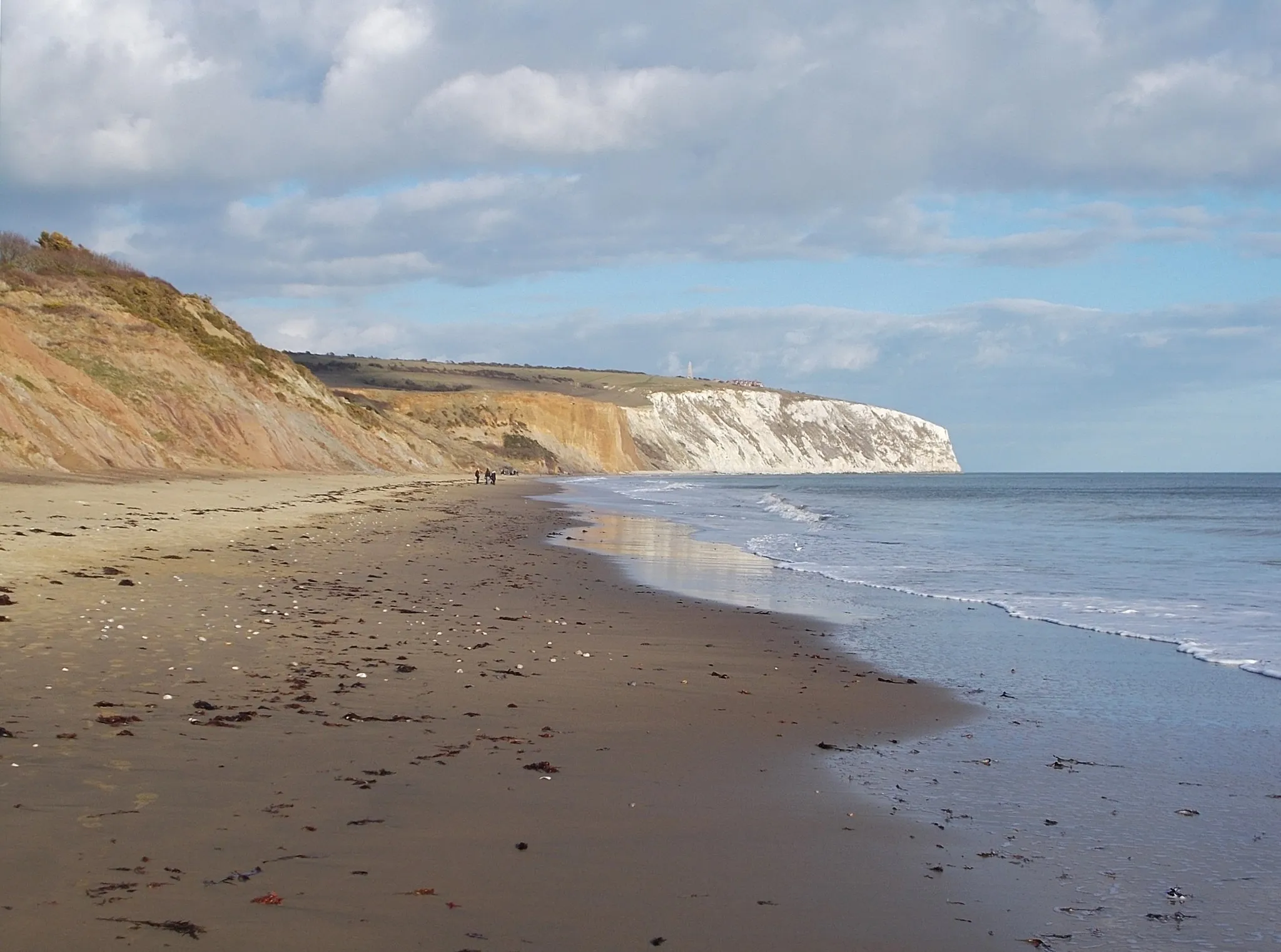 Photo showing: The beach at Yaverland, Isle of Wight, UK