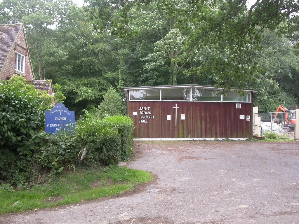 Photo showing: Bashley, church hall