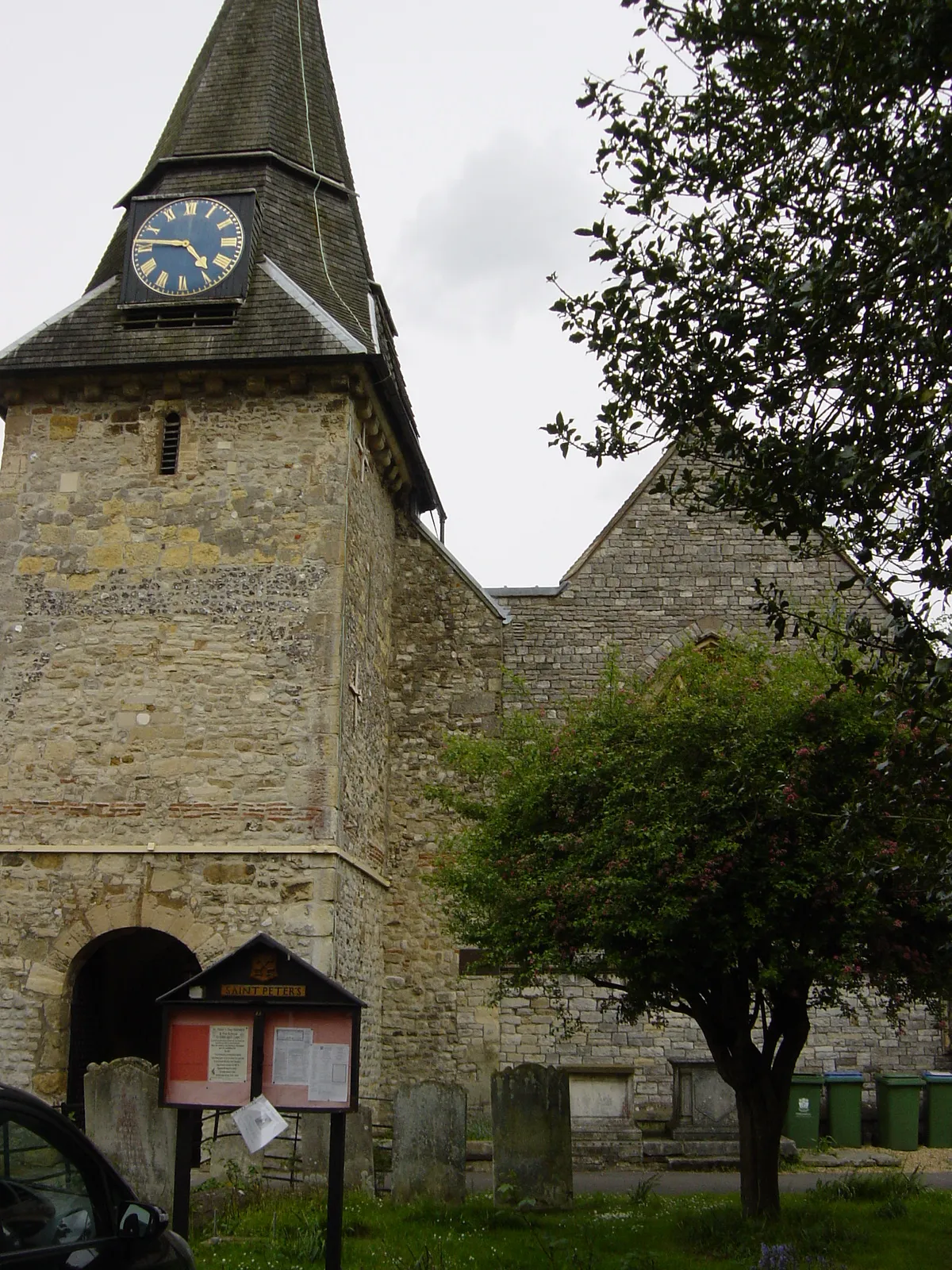 Photo showing: St Peter's Church in Titchfield