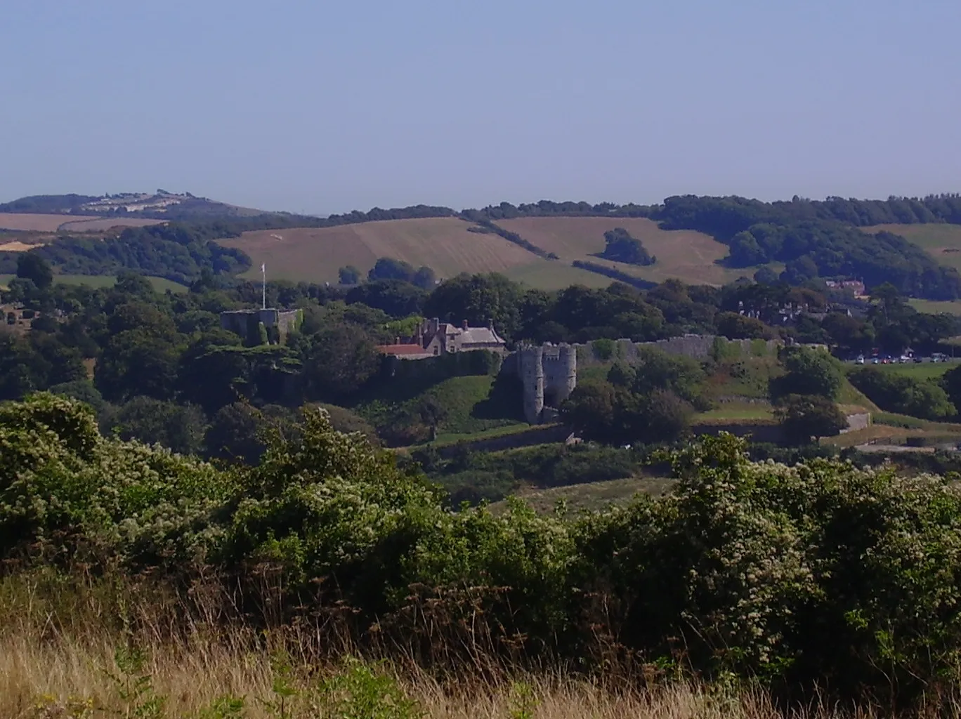 Photo showing: View of Carisbrooke Castle, Isle of Wight, UK, from the west